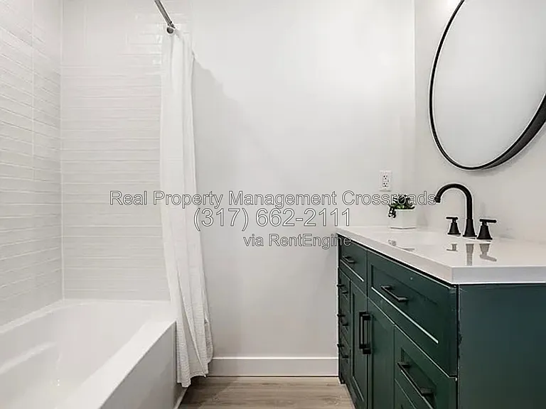 849 N Oakland Ave — Photo 23