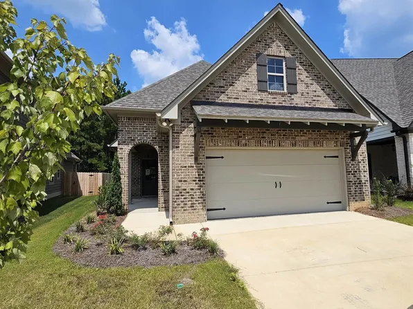 2179 Springfield Dr, Chelsea, AL 35043