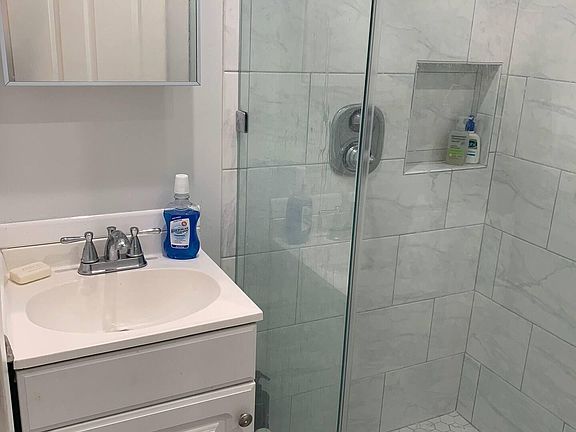 4th image of 1738 S Crescent Heights Blvd #1