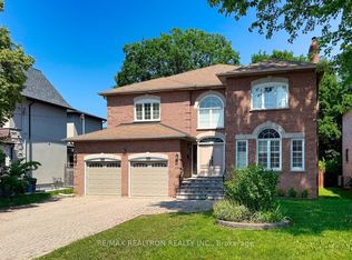 25 Clarkhill St, Toronto, ON M2R 2G6