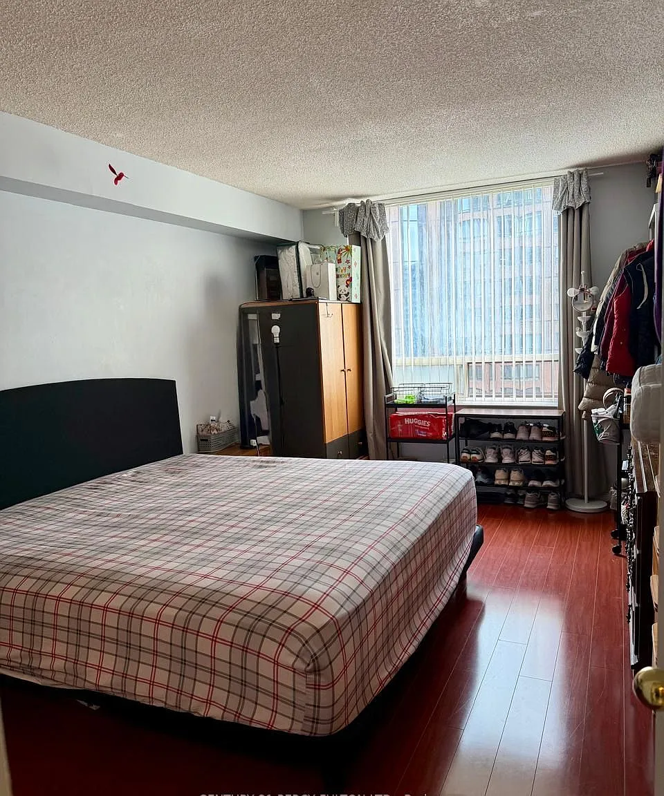 1 bed, $2,400 — Photo 4