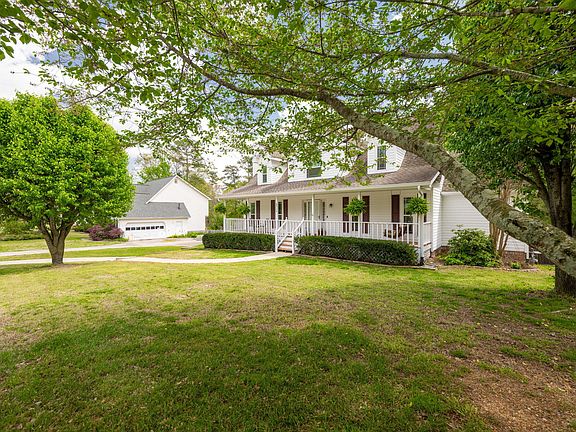 2nd image of 8916 Brookhill Dr