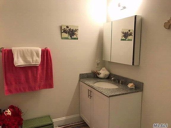 4th image of 50 Barnum Ave APT 305