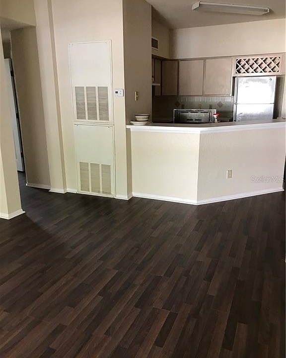 2nd image of 832 Camargo 201 Way