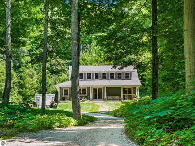 3027 S Blake Ln, Lake Leelanau, MI, 49653