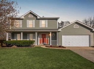 108 Newcastle Dr, Fairview Heights, IL 62208