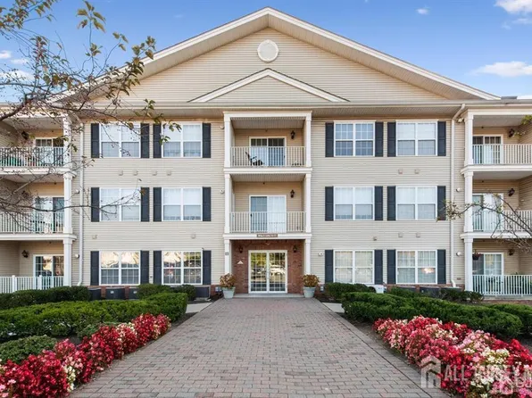 163 Liddle Ave, Edison, NJ 08837