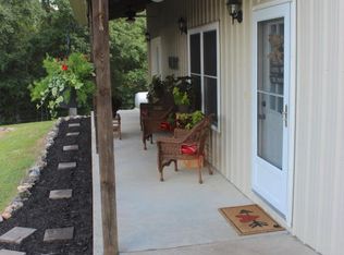 412 Goodnight Hollow Rd, Walnut Shade, MO 65771