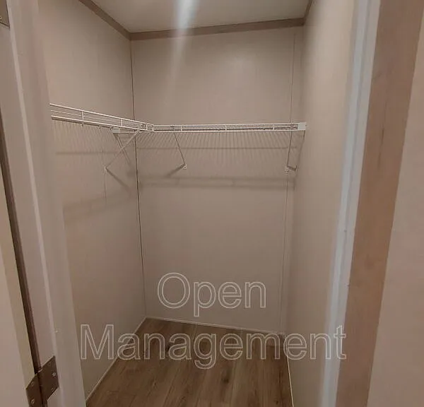 330 Kevin Dr — Photo 17