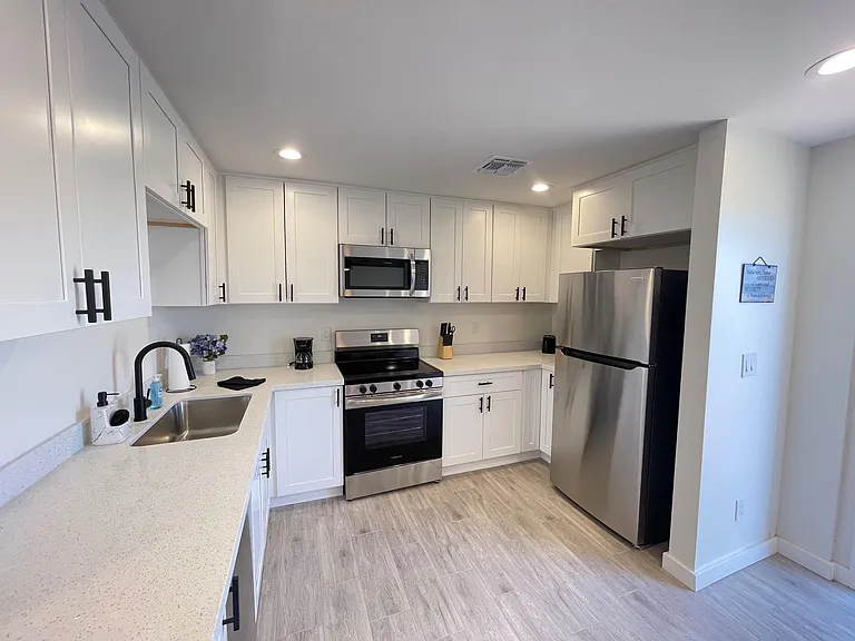 Back house kitchen