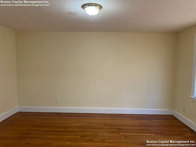462 Highland Ave — Photo 7