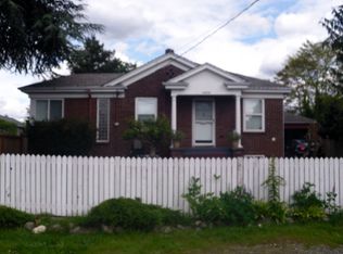 12038 20th Ave S, Burien, WA 98168