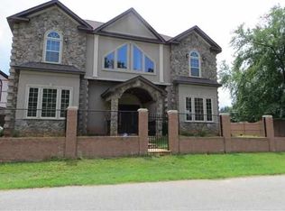 1 Pembrook Cir, Wellford, SC 29385
