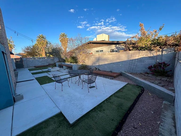 215 Rancho Vista Dr — Photo 15