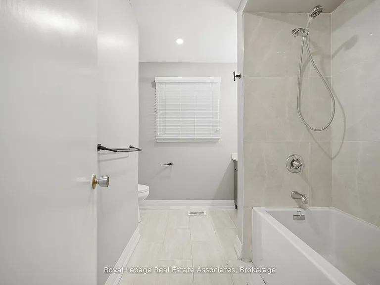 22 Saint James St #A — Photo 27