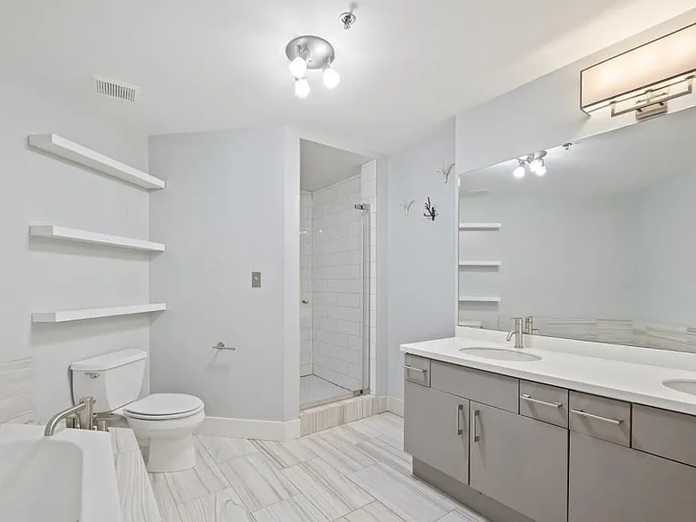790 North Ave NE #108 — Photo 14