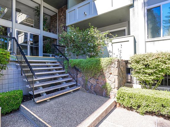 2nd image of 1458 Hudson St APT 112