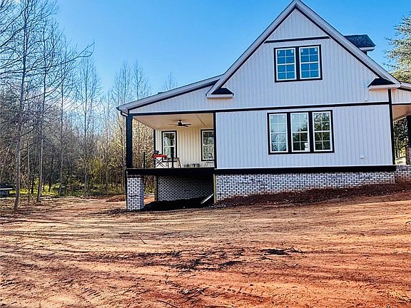 4th image of 15678 Silver Rd