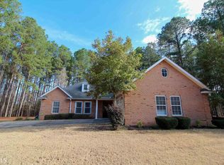 50 Spratlin Ponds Dr, Hull, GA 30646