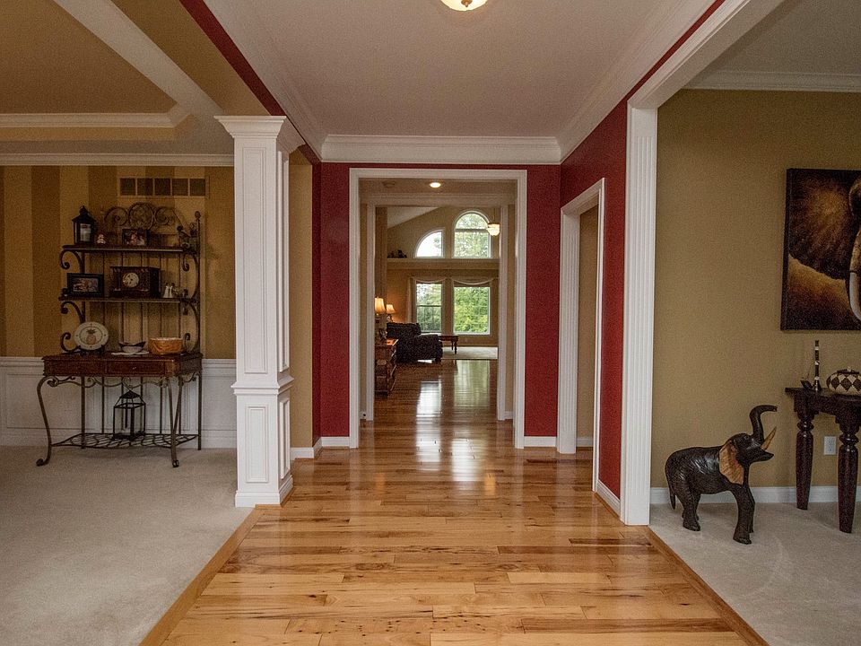 1st image of 887 Southerness Dr