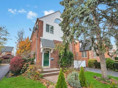 88 Marlboro Road, Valley Stream, NY, 11581