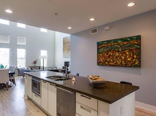 6832 Embarcadero Ln, Carlsbad, CA 92011