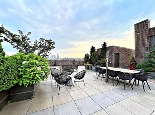 25-32 30th Dr #3D, Astoria, NY 11102