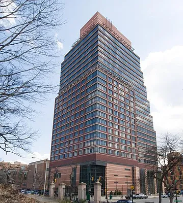Sold by Akam Sales and Brokerage | media 9