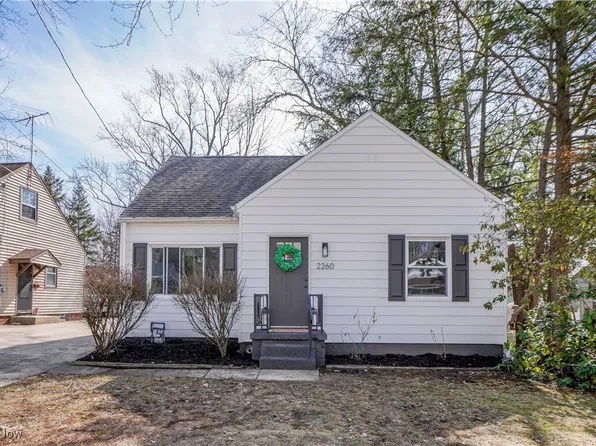 2260 Ardendale Ave, Akron, OH 44312
