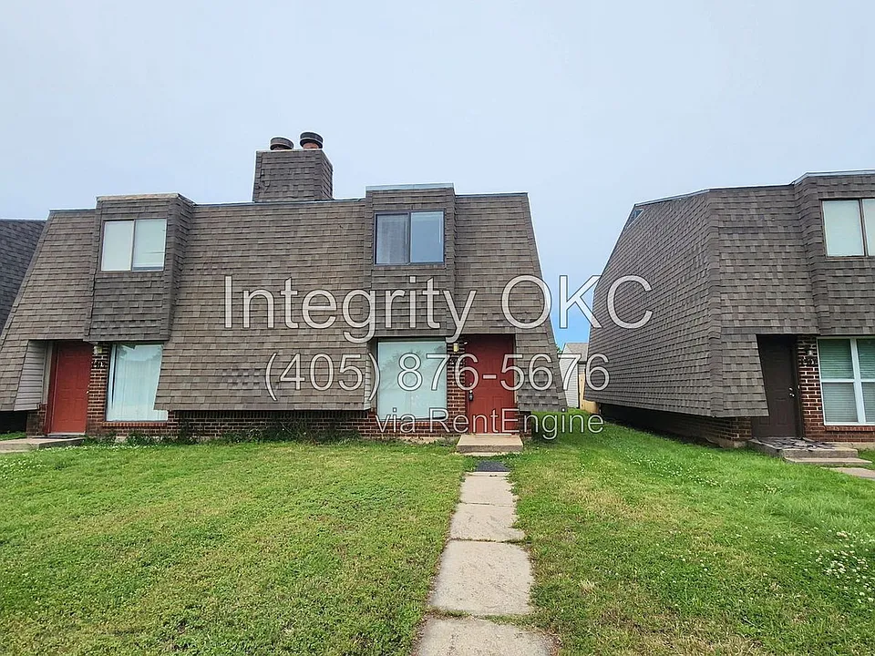 1315 Eastgate Dr