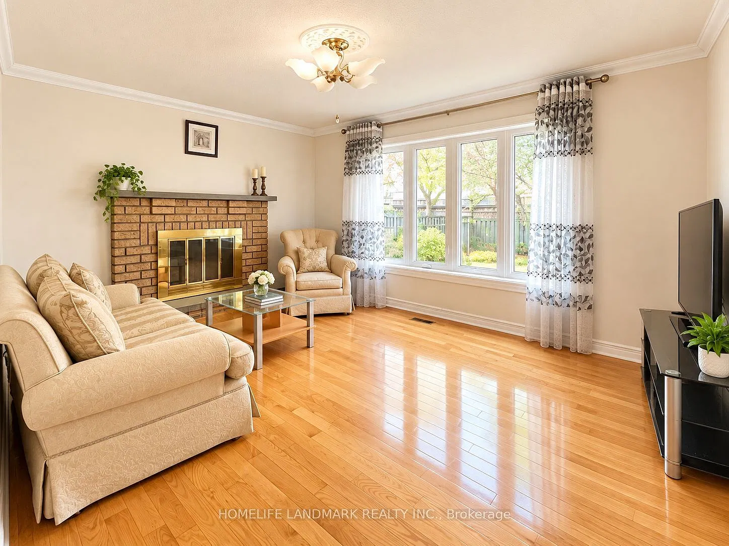 5 bed, $4,600 — Photo 4