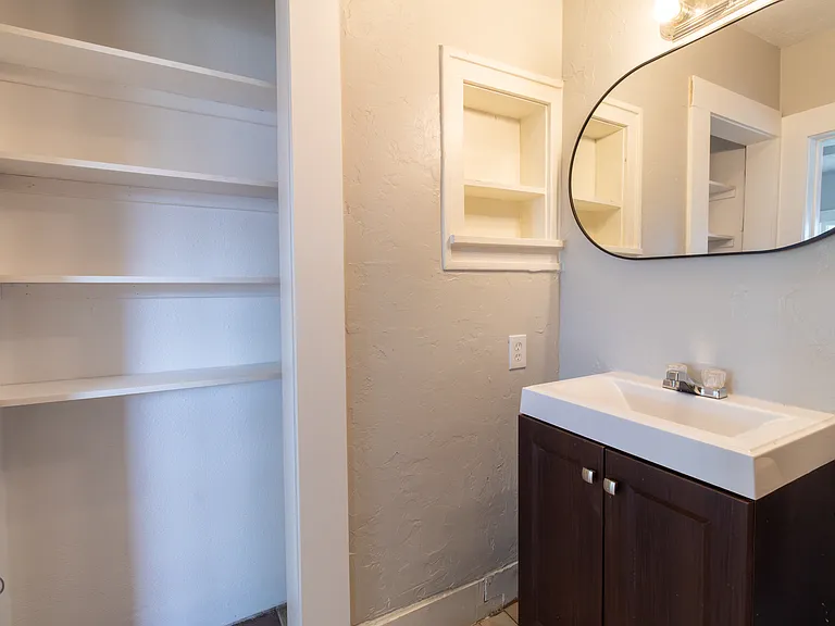 1824 Collins Ave — Photo 15