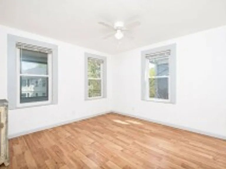 7 Dexter St — Photo 6