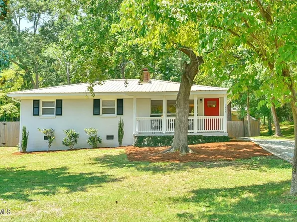 1525 Park Lane, Hillsborough, NC 27278