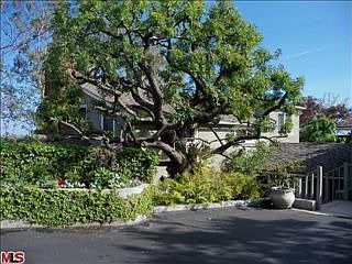 2nd image of 274 Ashdale Pl