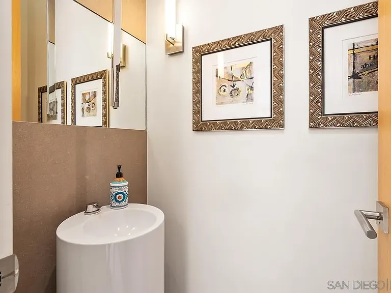 8001 Calle De La Plata — Photo 33