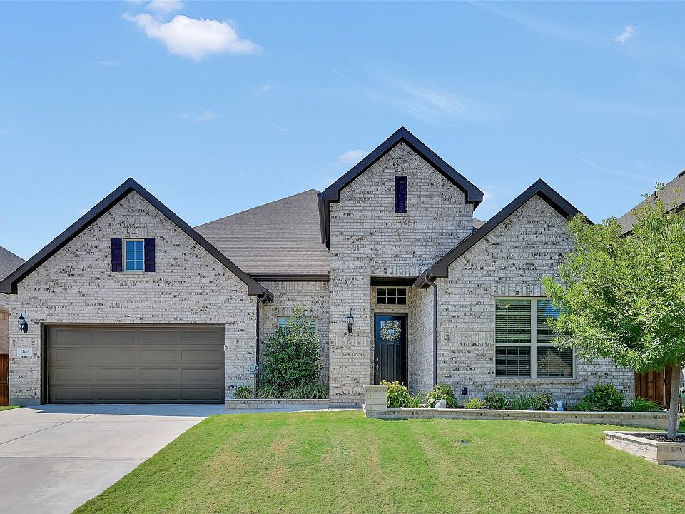1st image of 1709 Hamlet Dr
