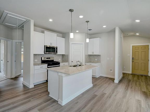 5th image of 1733 Succotash Oak Ct