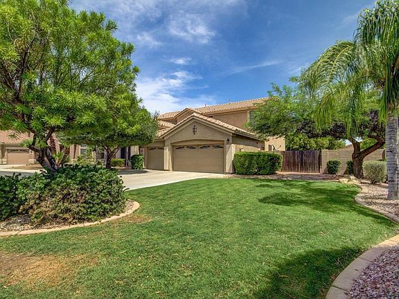 3rd image of 3521 S Holguin Ct