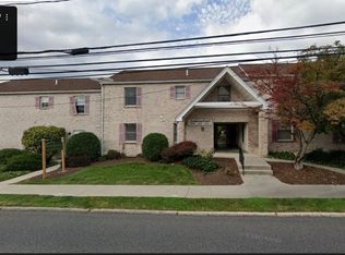 2140 Market St #202B, Camp Hill, PA 17011
