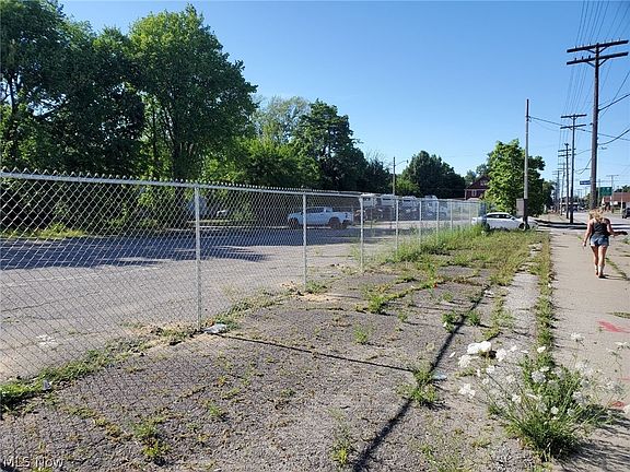2nd image of East Blvd #140