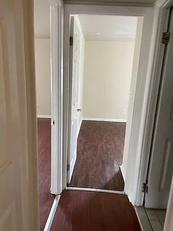5607 The Alameda — Photo 3