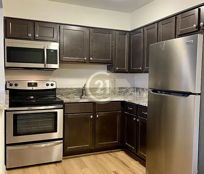 618 W Olney Rd #1 — Photo 5