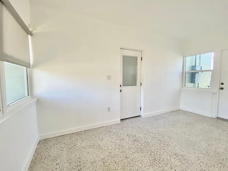 480 Alice Dr — Photo 10