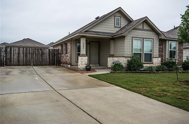 1st image of 2608 Highland Haven Dr