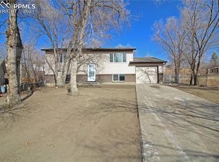 3490 Mosswood Ln, Colorado Springs, CO 80910