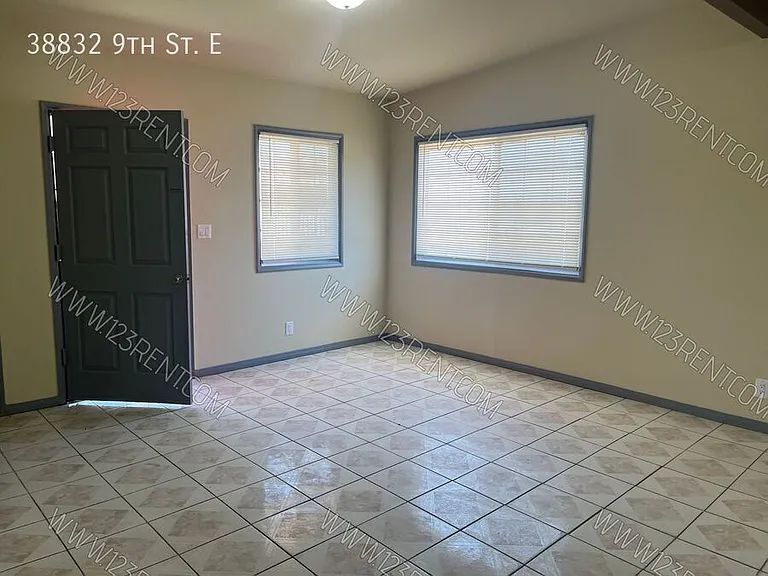 38832 9th St E — Photo 8