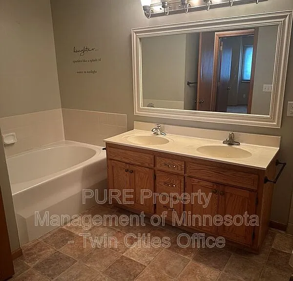 3299 Juliet Dr — Photo 10