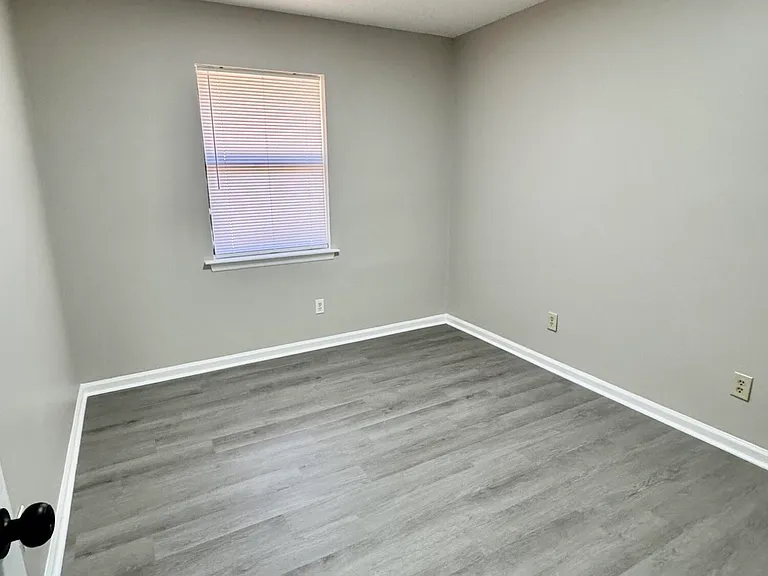 3209 Summer Pl #5 — Photo 8
