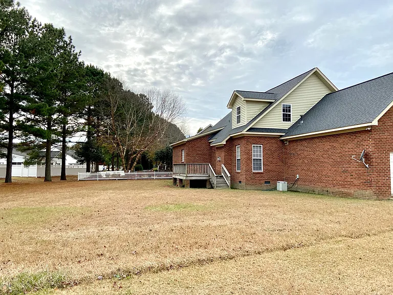 3719 Langston Blvd — Photo 8